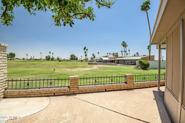 10643 W PINEAIRE Drive W, Sun City, AZ 85351