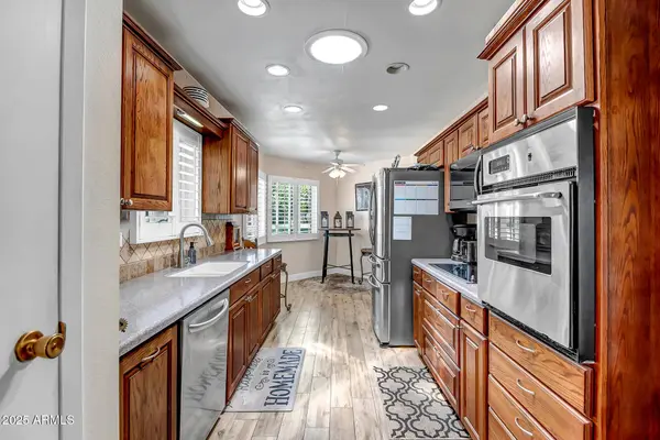 10643 W PINEAIRE Drive W, Sun City, AZ 85351