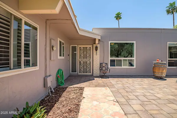 10643 W PINEAIRE Drive W, Sun City, AZ 85351