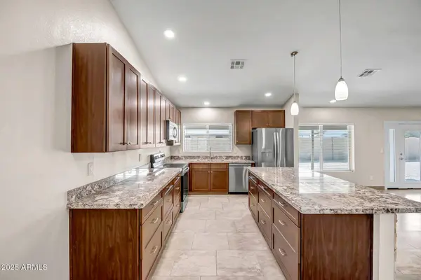 11231 N 77TH Drive, Peoria, AZ 85345