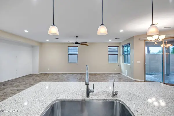 43416 N HUDSON Trail, New River, AZ 85087