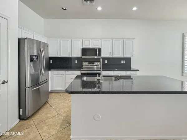 3234 W LEISURE Lane, Phoenix, AZ 85086