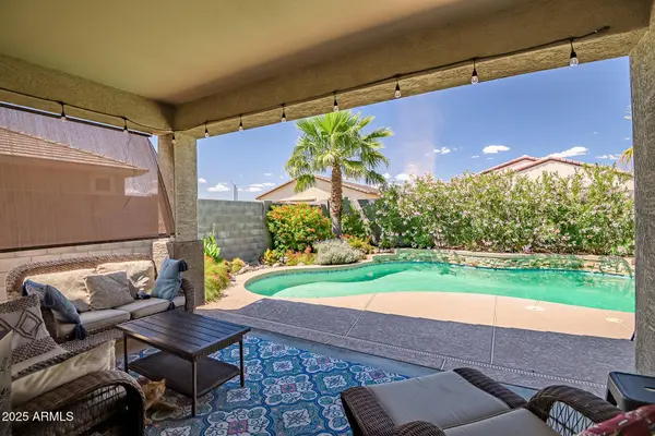 18662 W FOOTHILL Drive, Surprise, AZ 85387