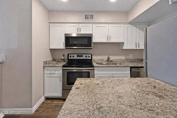 4410 N LONGVIEW Avenue #208, Phoenix, AZ 85014