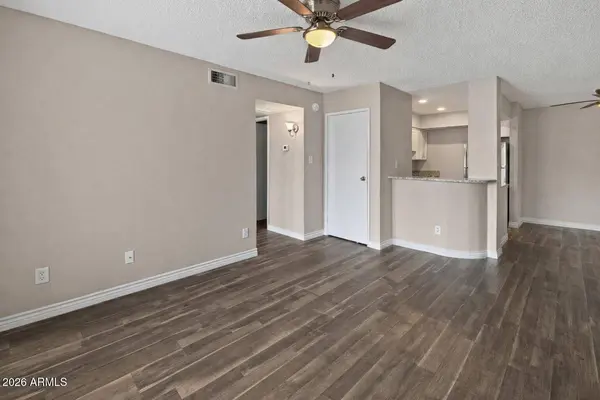 4410 N LONGVIEW Avenue #208, Phoenix, AZ 85014