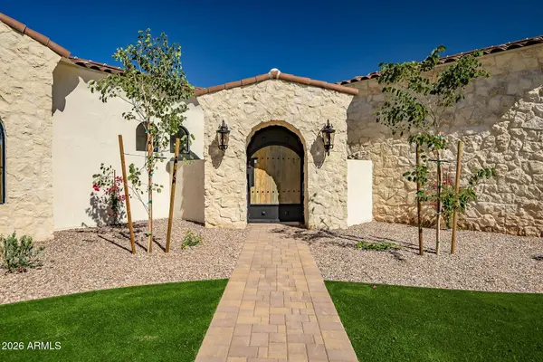 7436 W CALAVAR Road, Peoria, AZ 85381