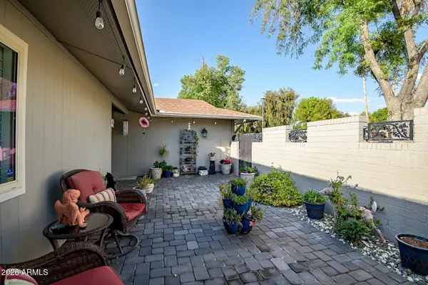 18414 N 104TH Avenue, Sun City, AZ 85373