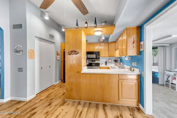 7940 W WILLOW Avenue, Peoria, AZ 85381