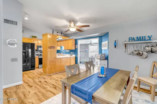 7940 W WILLOW Avenue, Peoria, AZ 85381