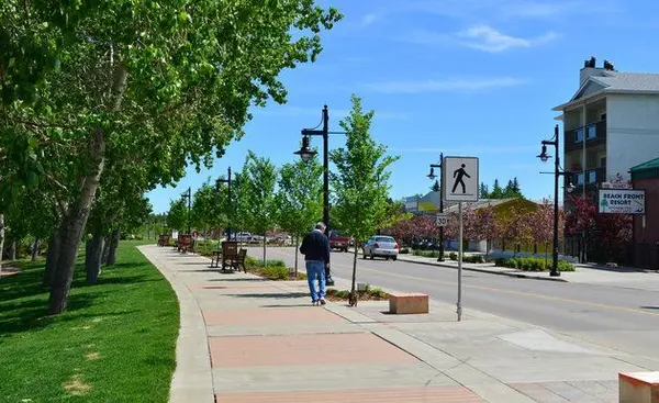 Living in Sylvan Lake Alberta: What Buyers Need to Know Before Moving