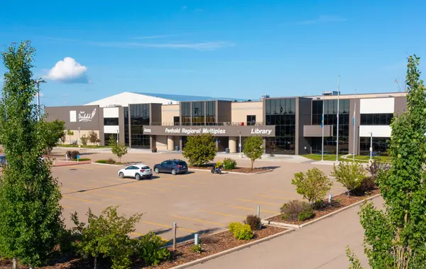 Living in Penhold Alberta: What Buyers Need to Know Before Moving