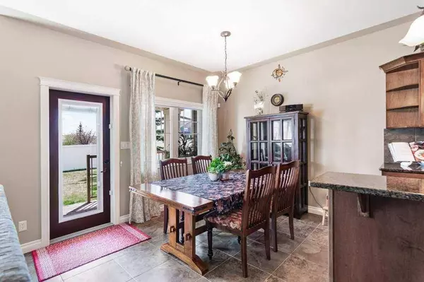 4603 Ryders Ridge BLVD #2, Sylvan Lake, AB T4S 0G6