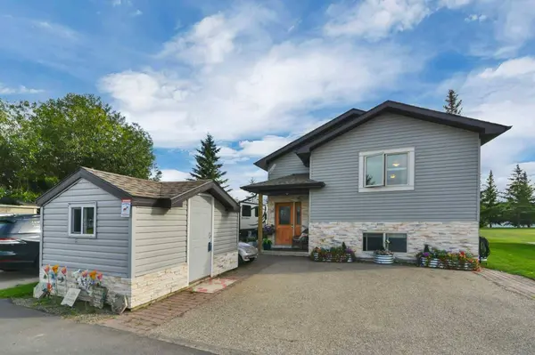25074 South Pine Lake RD #3070, Rural Red Deer County, AB T0M1S0