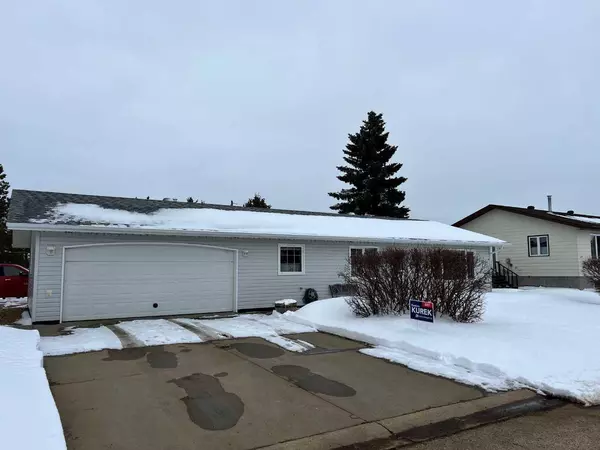 5502 50 AVE W, Forestburg, AB T0B 1N0