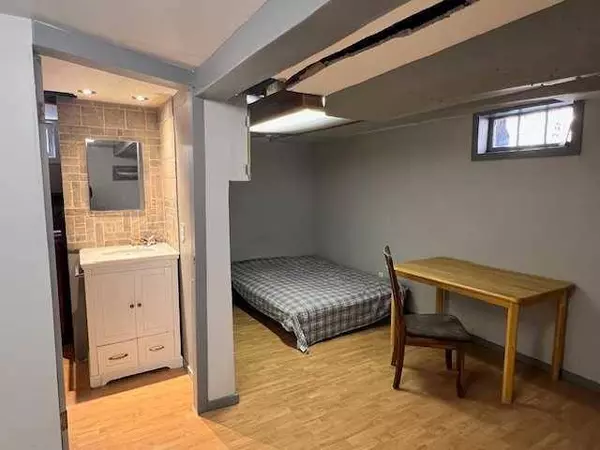 4801 49 ST, Sedgewick, AB T0B 4C0