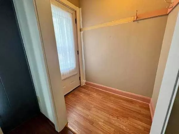 4607 49 ST, Forestburg, AB T0B 1N0