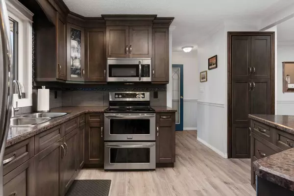 5408 47 AVE W, Forestburg, AB T0B 1N0