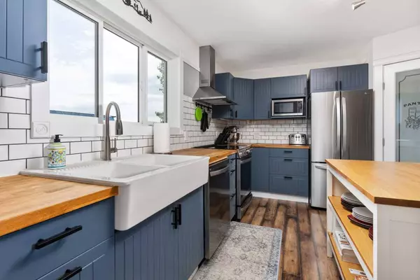 214 Railway AVE, Rosalind, AB T0B 3Y0