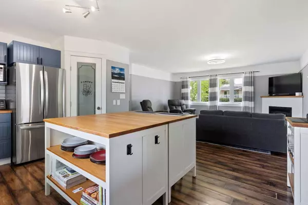 214 Railway AVE, Rosalind, AB T0B 3Y0