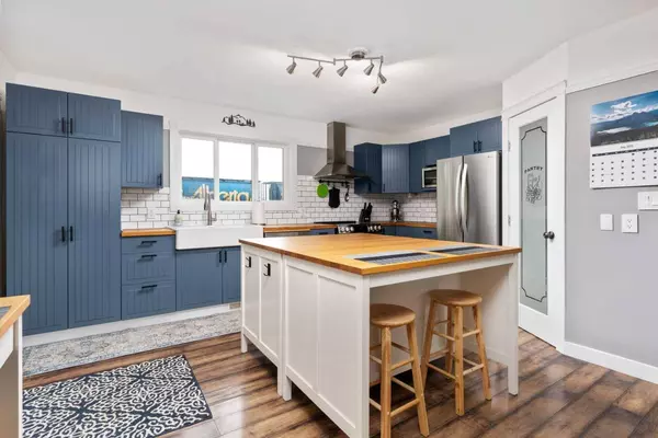 214 Railway AVE, Rosalind, AB T0B 3Y0