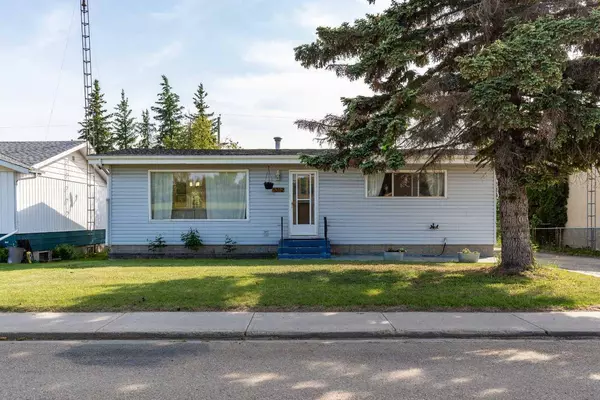 5312 53 AVE, Bashaw, AB T0B 0H0