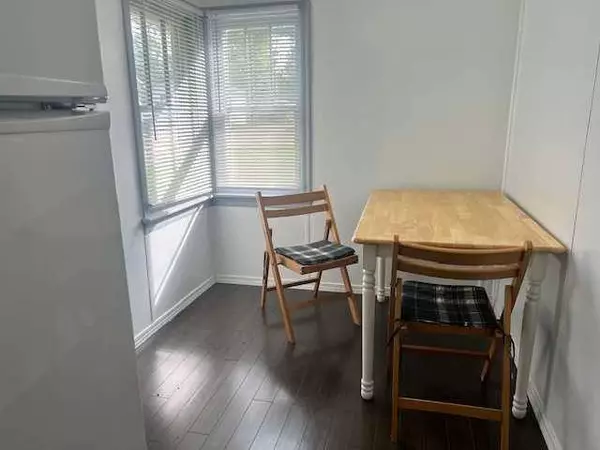 5004 48 AVE, Forestburg, AB T0B 1N0