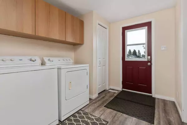 307 Manning AVE, Heisler, AB T0B 2A0