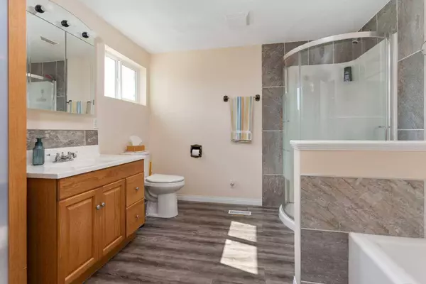 307 Manning AVE, Heisler, AB T0B 2A0