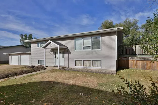 5226 52 ST, Daysland, AB T0B 1A0