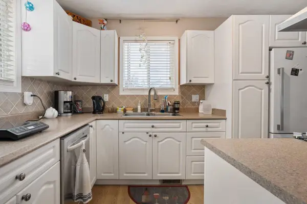 5023 49 ST, Holden, AB T0B 2C0