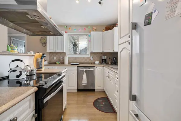 5023 49 ST, Holden, AB T0B 2C0