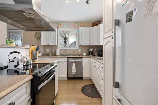 5023 49 ST, Holden, AB T0B 2C0