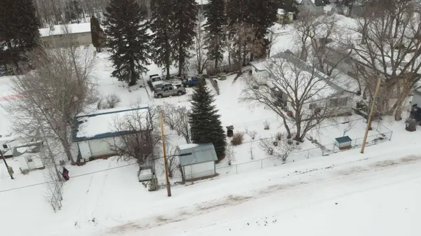217 McLeod ST, Ferintosh, AB T0B 1M0