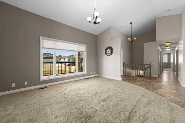 5615 45 AVE W, Forestburg, AB T0B 1N0