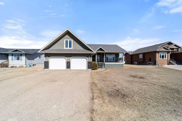 5615 45 AVE W, Forestburg, AB T0B 1N0