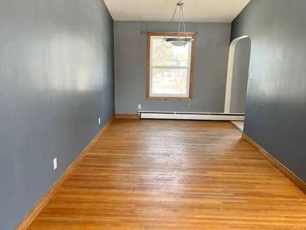 5021 47 ST, Daysland, AB T0B 1N0