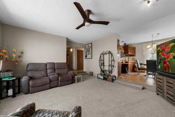 5221 51 AVE, Holden, AB T0B 2C0