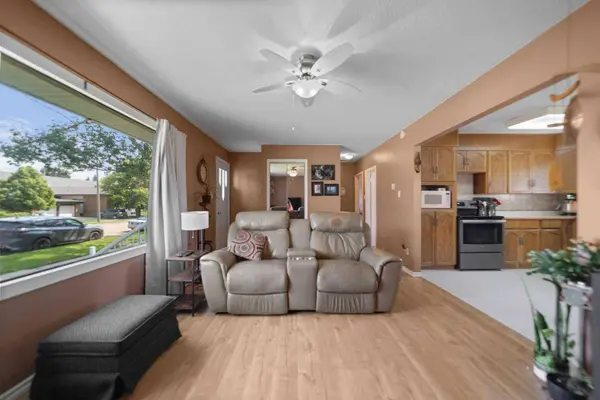 5016 53 ST, Killam, AB T0B 2L0