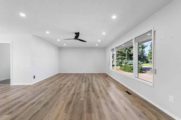 5209 51 ST, Castor, AB T0C 0X0