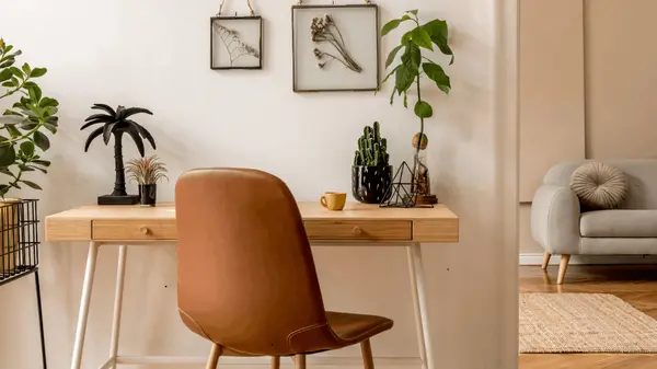 Red Deer Staging Secrets: How to Make Buyers Fall in Love With Your Home,Chris Forsyth