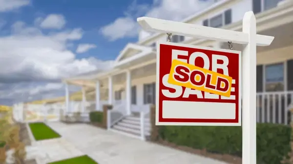 Buyer’s Market vs. Seller’s Market in Red Deer: What It Really Means for You,Chris Forsyth