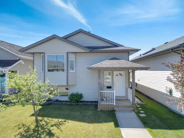 51 Doherty Close, Red Deer, AB T4R 3G1