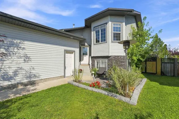 19 Jenner CRES, Red Deer, AB T4P 0B2