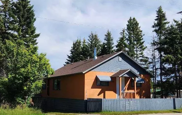 4903 50 ST, Caroline, AB T0M 0M0