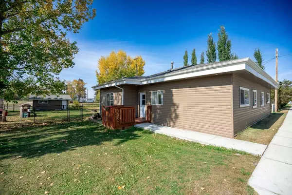 606 Condor Rd, Condor, AB T0M 0P0