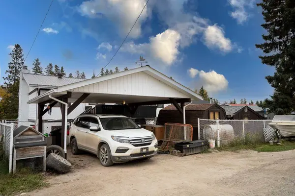 4716 49 ST, Caroline, AB T0M 0M0