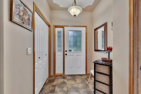 188 Ingle Close, Red Deer, AB T4R 3S2