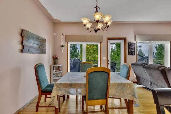 188 Ingle Close, Red Deer, AB T4R 3S2