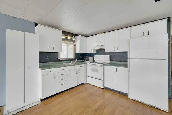 4 21A St Close, Bowden, AB T0M0K0
