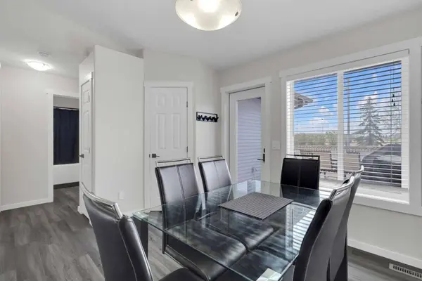 68 Ireland CRES, Red Deer, AB T4R 3K8